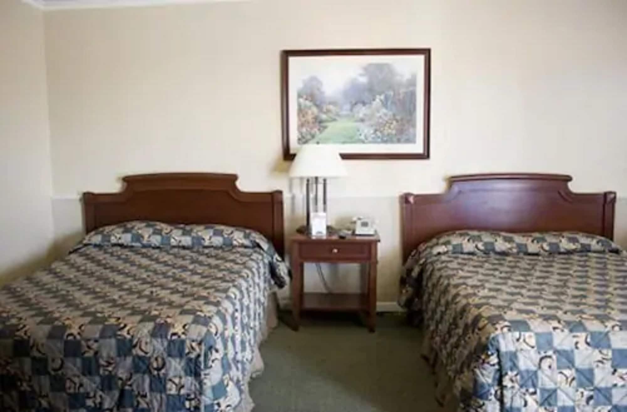 Alpine Inn & Suites Рокфорд Экстерьер фото
